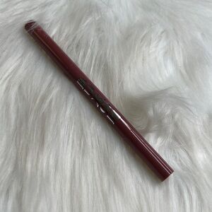 Buxom Dolly Medium Plumping Lip Liner